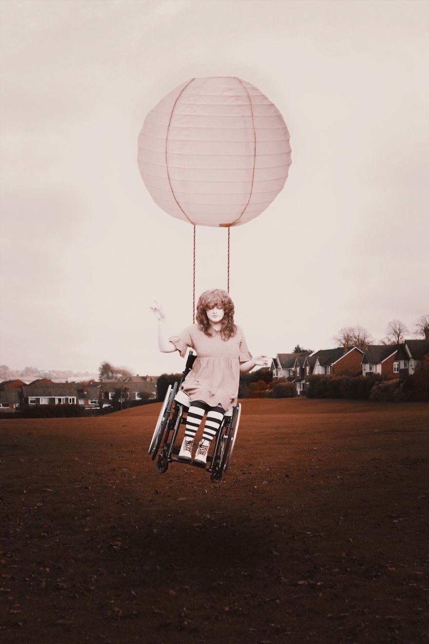 I Take Photos That Show My Experiences As A Chronically Ill/Disabled Teenager