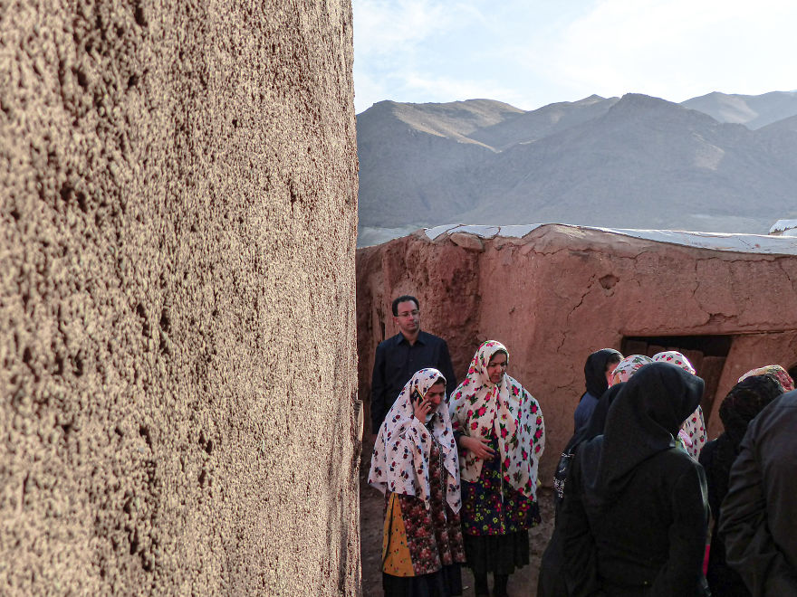 As A Non-Muslim Woman, I Went To An Impressive Religious Ceremony In Iran - Ashura As A Non-Muslim Woman, I Went To An Impressive Religious Ceremony In Iran - Ashura