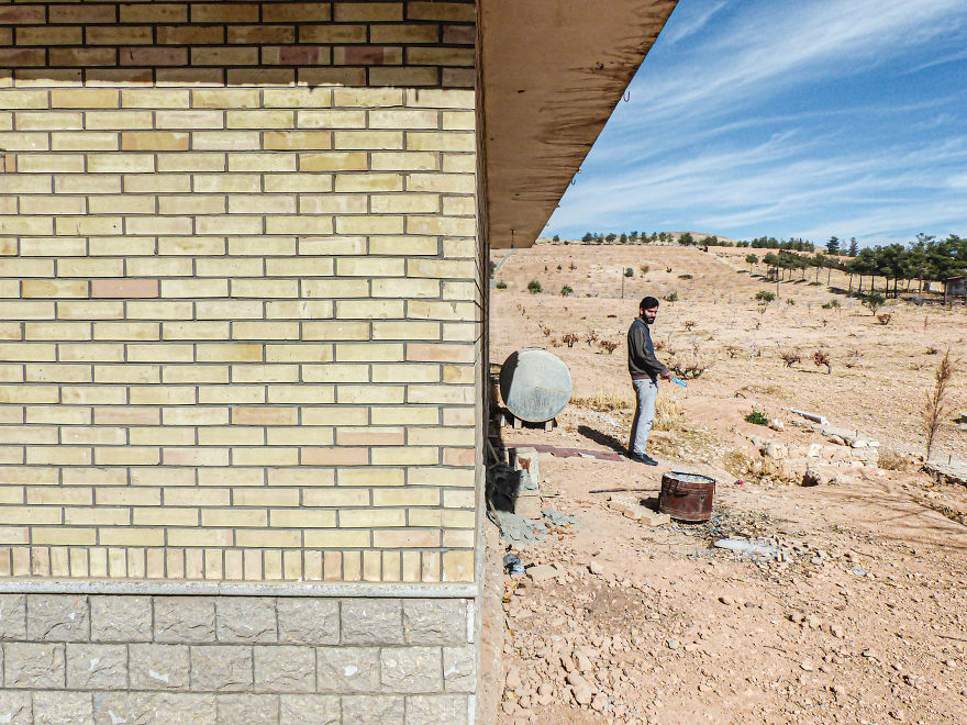 I Photograph The Young People Of Iran And Share Their Daily Life I Photograph The Young People Of Iran And Share Their Daily Life