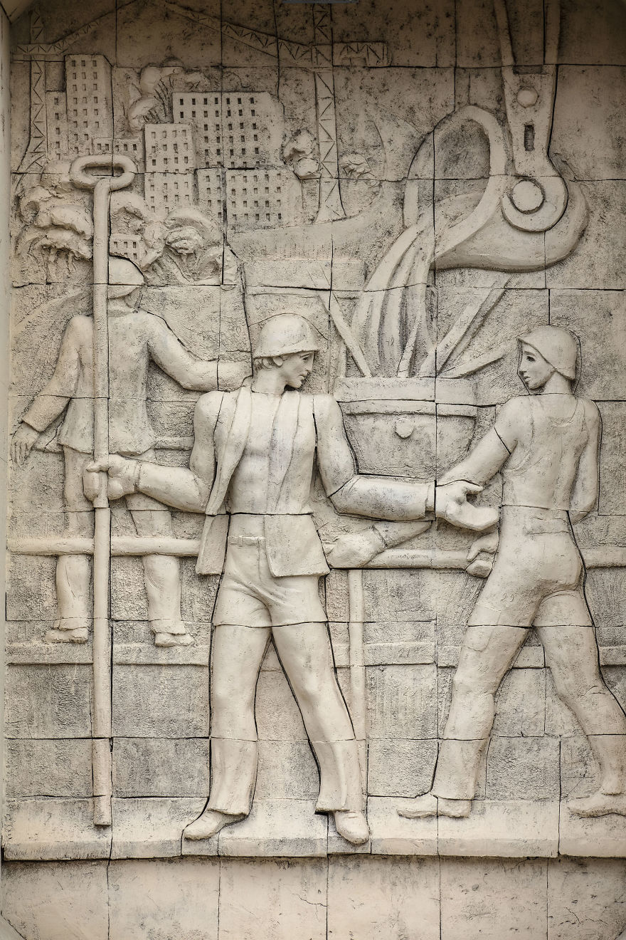 22 Photos That I Took Of An 86-Year-Old Soviet-Era Factory In Georgia 