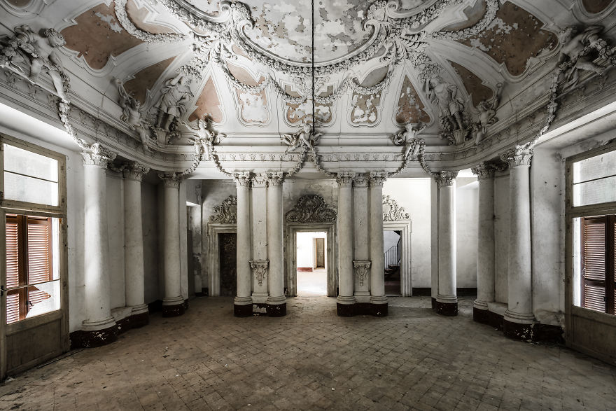 A Very Ornate Italian Villa