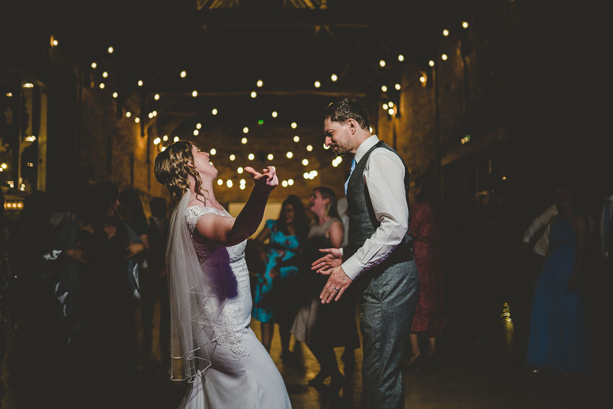 I Photographed A Wedding Where Both The Bride And The Groom Were Djs I Photographed A Wedding Where Both The Bride And The Groom Were Djs