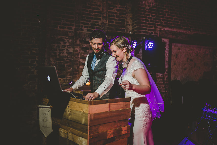 I Photographed A Wedding Where Both The Bride And The Groom Were Djs