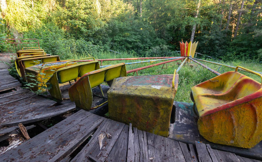 I Explore Creepy And Abandoned Playgrounds Of Armenia I Explore Creepy And Abandoned Playgrounds Of Armenia