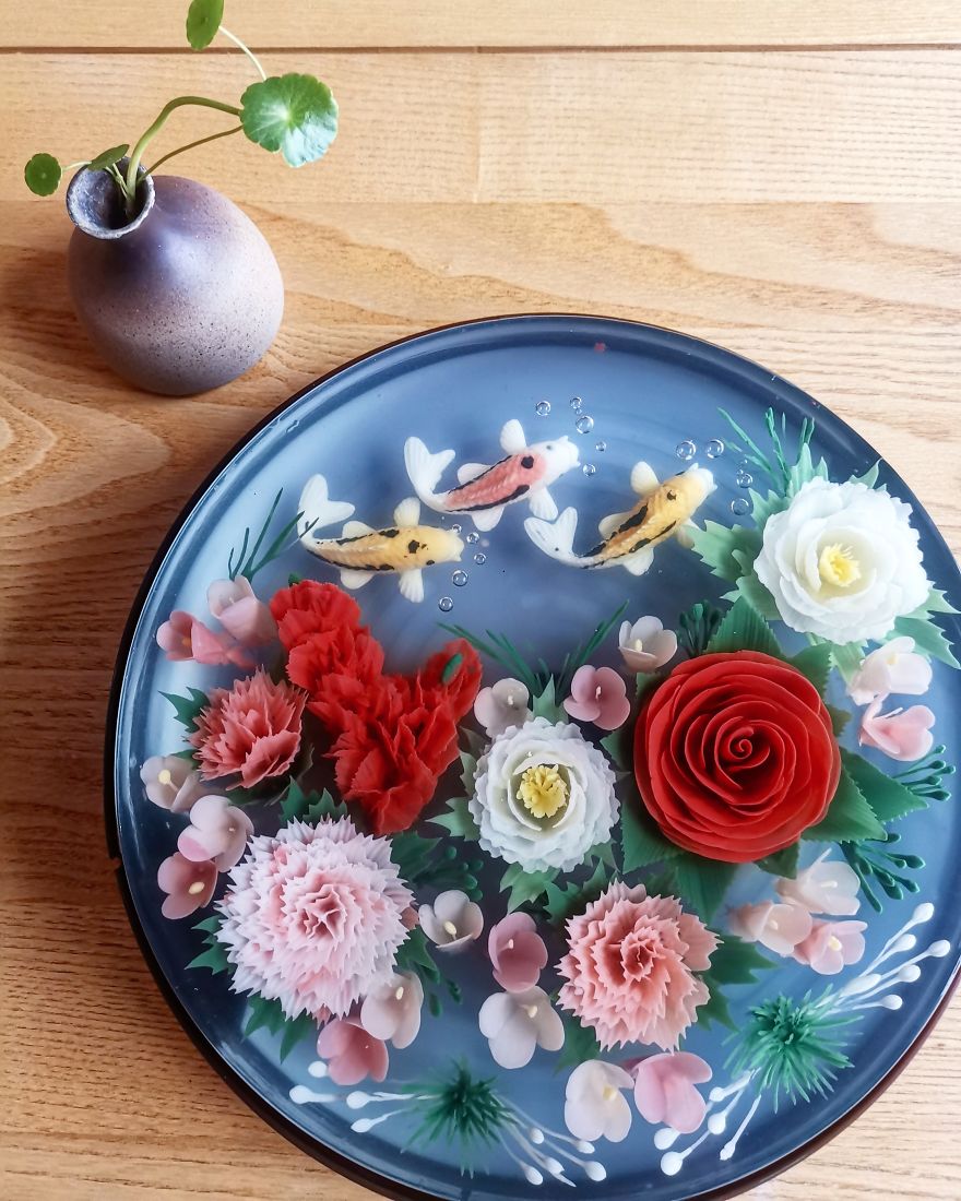 I Handcraft Realistic Floral 3D Jelly Koi Ponds, Birds And Characters.