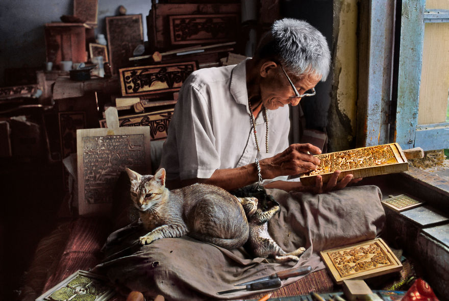 The Special Bond Between Humans And Animals Portrayed By Steve Mccurry