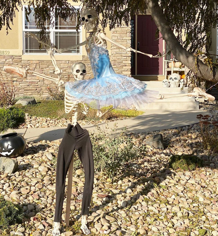 I’m So Bad At Dancing, The Dead Dance Better Than Me!