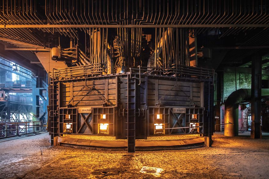 22 Photos That I Took Of An 86-Year-Old Soviet-Era Factory In Georgia 22 Photos That I Took Of An 86-Year-Old Soviet-Era Factory In Georgia