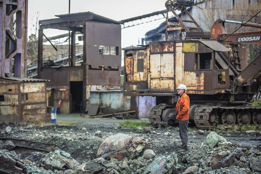 22 Photos That I Took Of An 86-Year-Old Soviet-Era Factory In Georgia 22 Photos That I Took Of An 86-Year-Old Soviet-Era Factory In Georgia