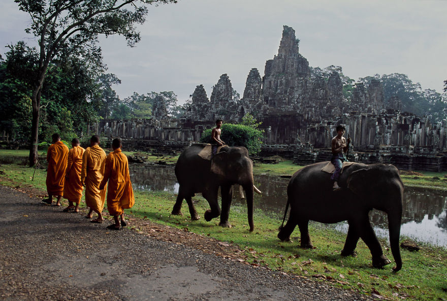 The Special Bond Between Humans And Animals Portrayed By Steve Mccurry