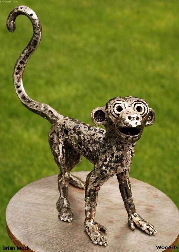 This Artist Makes Art Out Of Things That Seemingly Would Do No Good Anymore