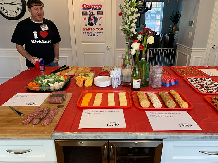 Wife Instantly Regrets Letting Husband Pick Out A Theme For Their 1 Y.O. Son's Birthday