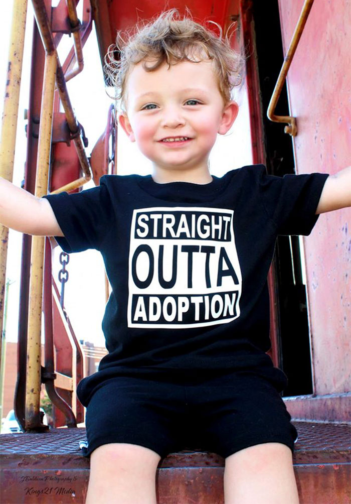 Black Mom Gets Accused Of Stealing A White Boy That's Actually Her Son, Says People Are Extremely Judgmental Black Mom Gets Accused Of Stealing A White Boy That's Actually Her Son, Says People Are Extremely Judgmental