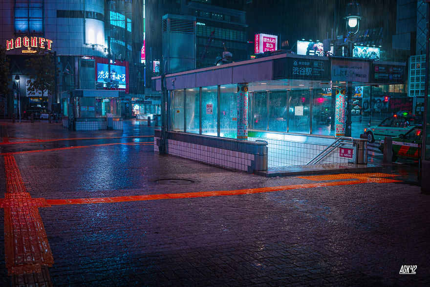 Ghost Shibuya: The Calm Before The Super Typhoon Hit Tokyo In 2019 (18 Pics)