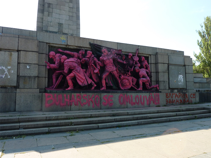 People In Bulgaria Keep Vandalizing This Soviet Monument And Some Of Its Makeovers Are Hilarious