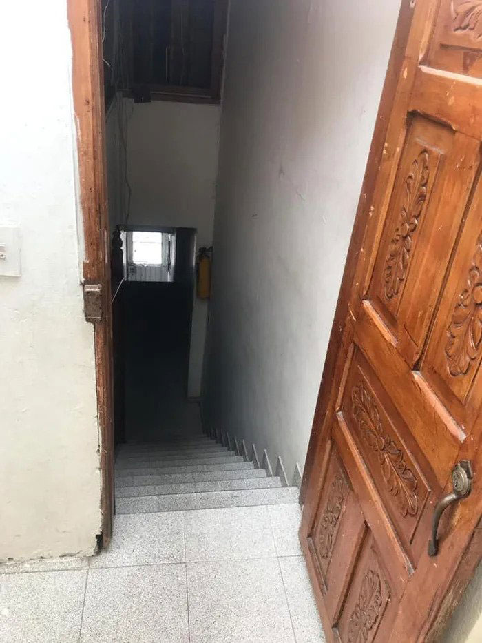 Video Shows Cat Sprinting Over And Saving Baby Who Was About To Fall Down The Stairs Video Shows Cat Sprinting Over And Saving Baby Who Was About To Fall Down The Stairs