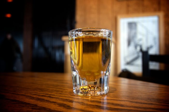 Alcoholic Beverages Do Not Make The Entire Body Warmer