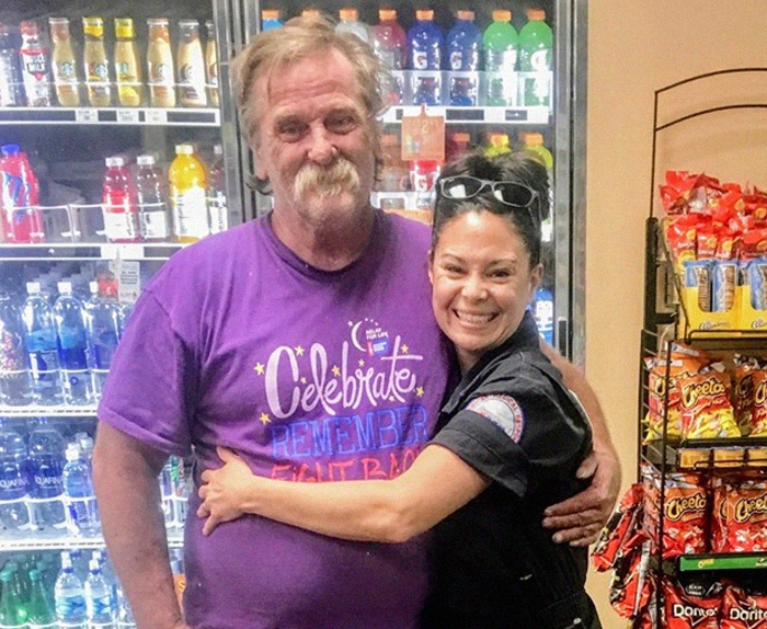 Paramedic Is Surprised By The Transformation Of A Drug Addict She Helped 14 Years Ago