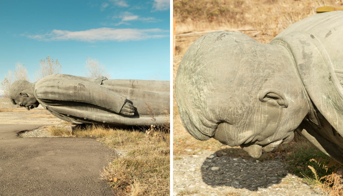I Photographed The Last Statue Of Stalin Being Removed