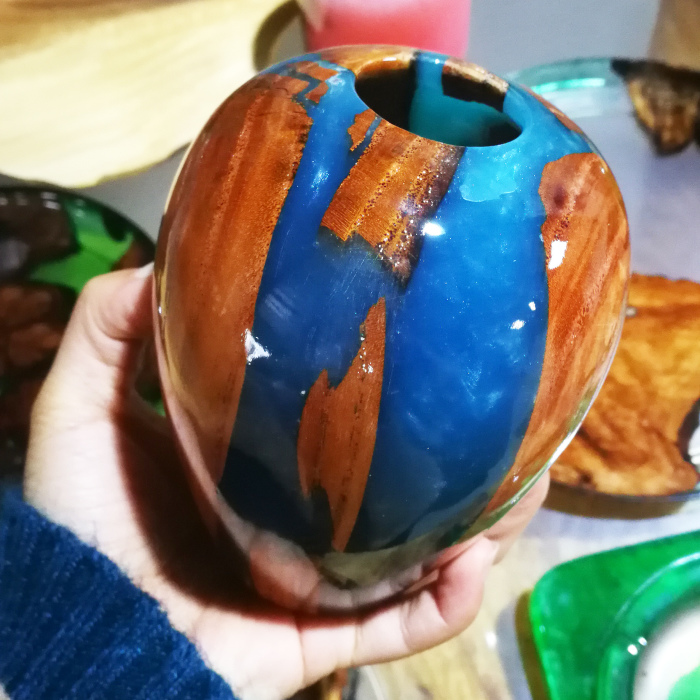 Delicate Creations Made From Solid Wood And Eco-Friendly Epoxy Resin Took 800 Days To Produce