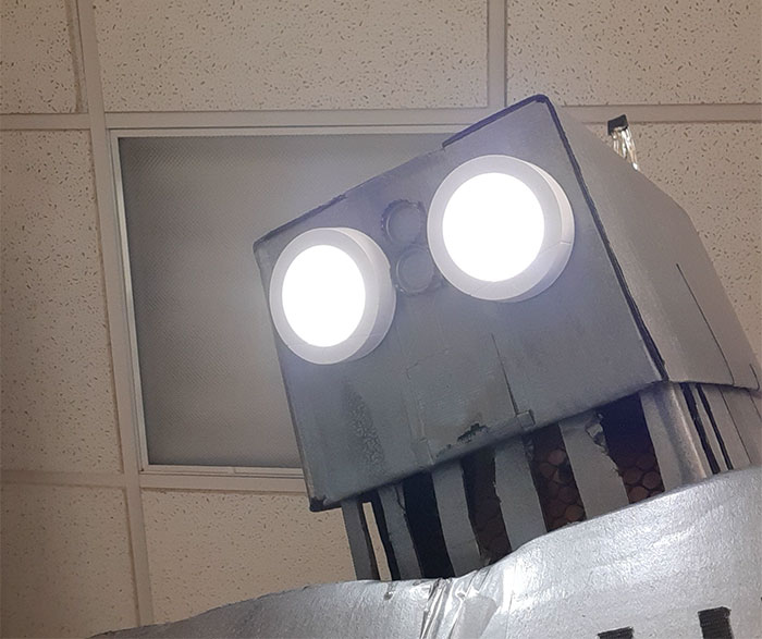 Gym Worker Plans And Executes Long-Term Revenge On Rude Customer Who Called Him 'Robotic' Gym Worker Plans And Executes Long-Term Revenge On Rude Customer Who Called Him 'Robotic'