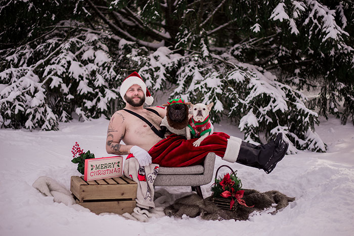 There's A Calendar Called 'Dad Bod And Rescue Dog' And It May Be The Perfect Gift For Christmas
There's A Calendar Called 'Dad Bod And Rescue Dog' And It May Be The Perfect Gift For Christmas