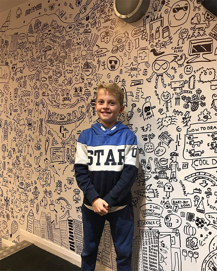 9-Year-Old Kid Who Kept Getting In Trouble For Doodling In Class Gets A Job Decorating A Restaurant With His Drawings 9-Year-Old Kid Who Kept Getting In Trouble For Doodling In Class Gets A Job Decorating A Restaurant With His Drawings