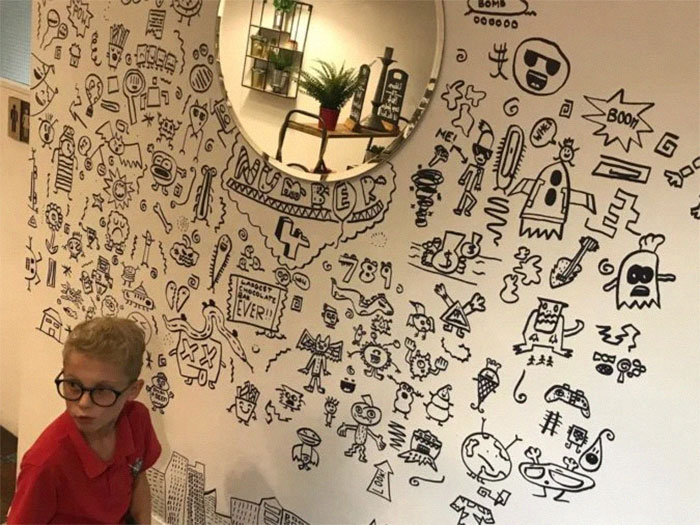 9-Year-Old Kid Who Kept Getting In Trouble For Doodling In Class Gets A Job Decorating A Restaurant With His Drawings 9-Year-Old Kid Who Kept Getting In Trouble For Doodling In Class Gets A Job Decorating A Restaurant With His Drawings