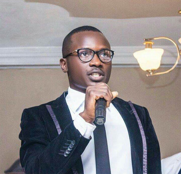 Guy Shares A Based-On-True-Events Job Interview And Some People Think That The Employer Is Out Of Their Mind