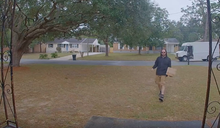 FedEx Delivery Guy Throws A $1500 Lens, Doesn't Know He's Being Recorded