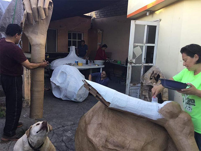 Huge Skeletons Rise From The Ground In Mexico For The Day Of The Dead Huge Skeletons Rise From The Ground In Mexico For The Day Of The Dead