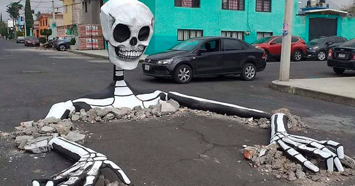Huge Skeletons Rise From The Ground In Mexico For The Day Of The Dead
