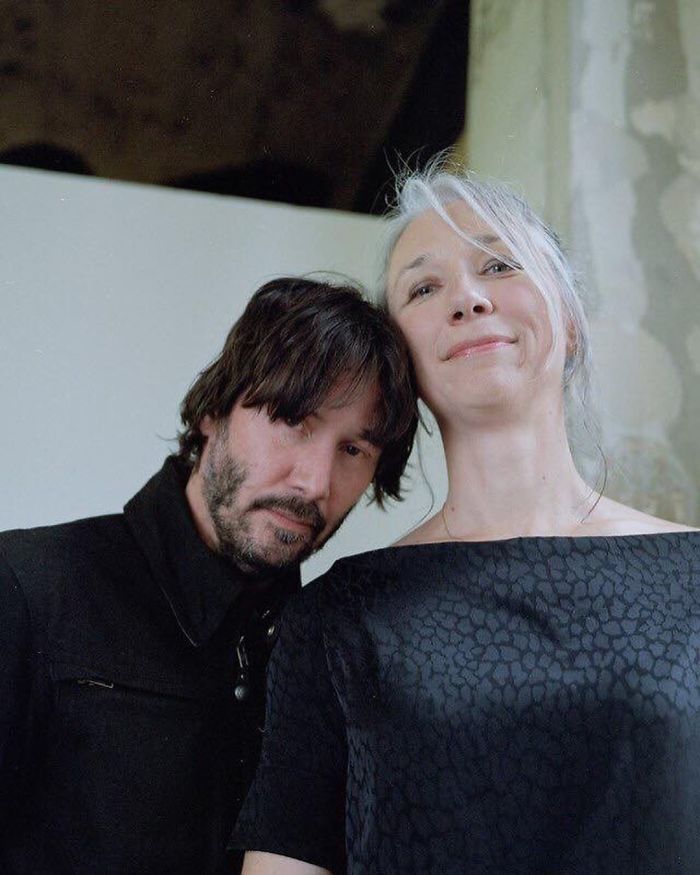 Someone Compares Keanu Reeves And His Alleged Girlfriend To Howl’s Moving Castle Characters And It’s Spot On Someone Compares Keanu Reeves And His Alleged Girlfriend To Howl’s Moving Castle Characters And It’s Spot On
