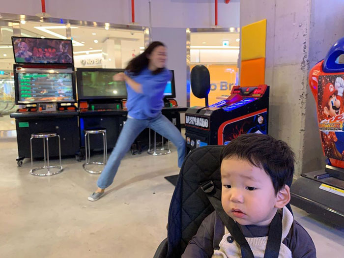 The Greatest Mom Ever Shows How She’s Living Her Secret Personal Life Behind Her Son’s Back In A Series Of Comedic Instagram Photos The Greatest Mom Ever Shows How She’s Living Her Secret Personal Life Behind Her Son’s Back In A Series Of Comedic Instagram Photos