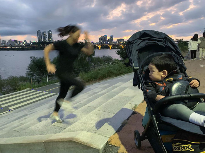 The Greatest Mom Ever Shows How She’s Living Her Secret Personal Life Behind Her Son’s Back In A Series Of Comedic Instagram Photos The Greatest Mom Ever Shows How She’s Living Her Secret Personal Life Behind Her Son’s Back In A Series Of Comedic Instagram Photos