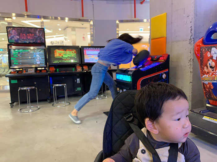 The Greatest Mom Ever Shows How She’s Living Her Secret Personal Life Behind Her Son’s Back In A Series Of Comedic Instagram Photos The Greatest Mom Ever Shows How She’s Living Her Secret Personal Life Behind Her Son’s Back In A Series Of Comedic Instagram Photos