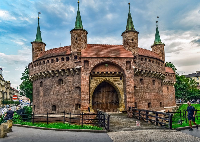 Krakow Voted Best City Break Destination: Top 10 Cities And Top 10 Bottom Cities To Visit Krakow Voted Best City Break Destination: Top 10 Cities And Top 10 Bottom Cities To Visit