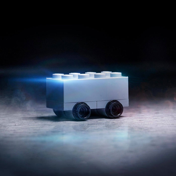 LEGO Comes Up With Their Own Shatterproof Truck Design In A Hilarious Attempt To Mock Tesla LEGO Comes Up With Their Own Shatterproof Truck Design In A Hilarious Attempt To Mock Tesla