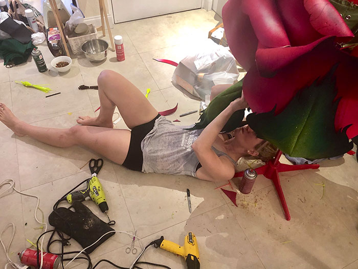 Woman Uses Foam And Toilet Seat Hinges To Create A Moving Rose Costume