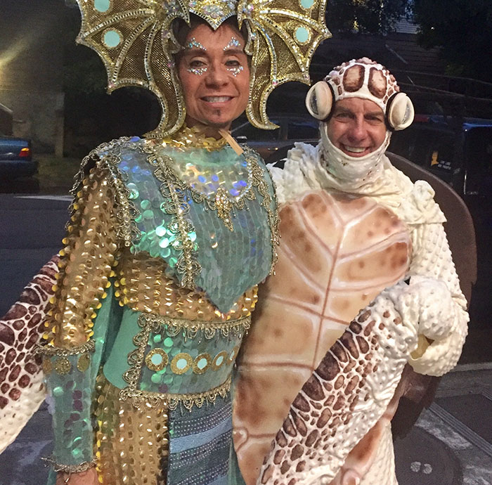 Woman Uses Foam And Toilet Seat Hinges To Create A Moving Rose Costume Woman Uses Foam And Toilet Seat Hinges To Create A Moving Rose Costume