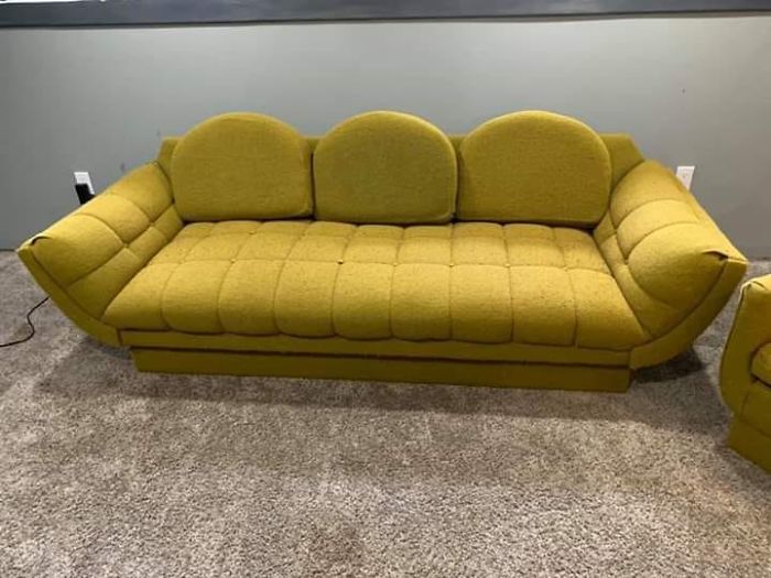 Guys This Couch!