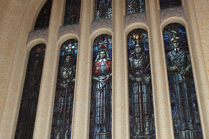 Pigeon Builds A Nest After Stealing Poppies From An Unknown Soldier's Grave
Pigeon Builds A Nest After Stealing Poppies From An Unknown Soldier's Grave