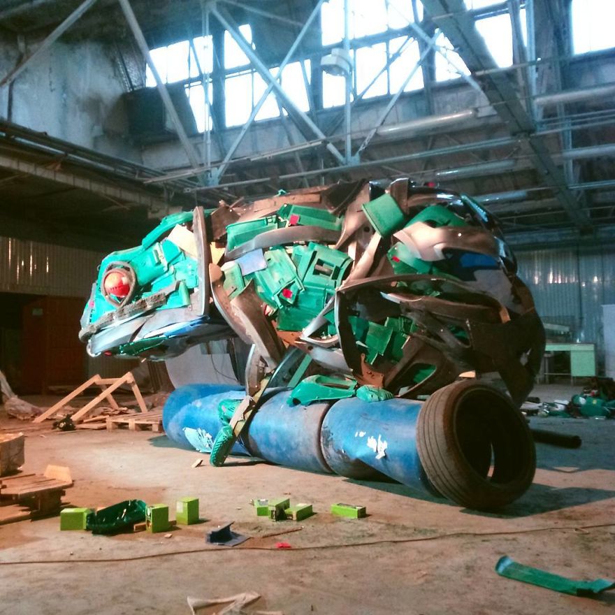 Trash Animals Sculpture