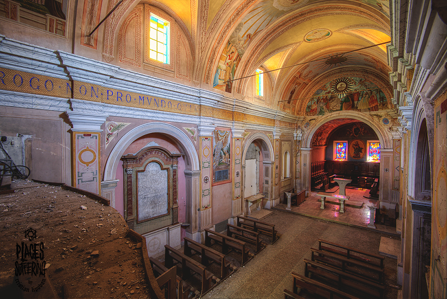 I Found A Well-Preserved Abandoned Monastery In Italy And Captured Its Atmosphere In 27 Photos I Found A Well-Preserved Abandoned Monastery In Italy And Captured Its Atmosphere In 27 Photos