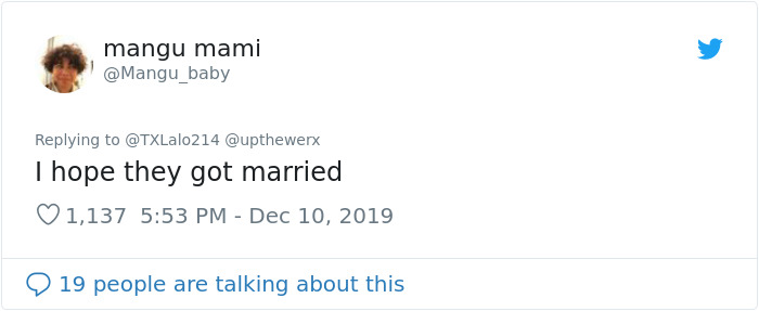 Guy With Mismatched Colored Truck Hood Posts An Ad, People Can't Believe His Luck When Another Driver Replies