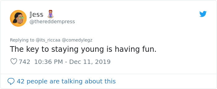 Student Shares A Compilation Of Various Crazy Things Her 70+ Y.O. Physics Professor Did, And It's Awesome