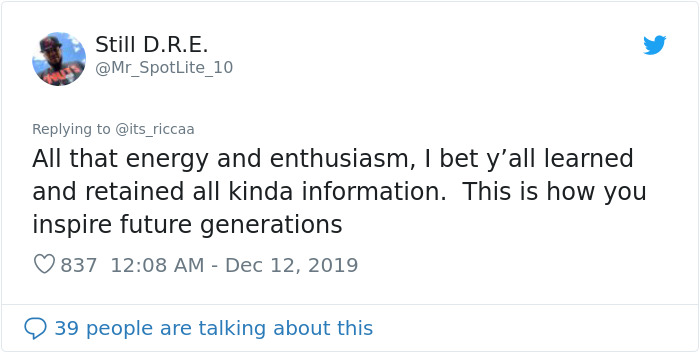 Student Shares A Compilation Of Various Crazy Things Her 70+ Y.O. Physics Professor Did, And It's Awesome Student Shares A Compilation Of Various Crazy Things Her 70+ Y.O. Physics Professor Did, And It's Awesome