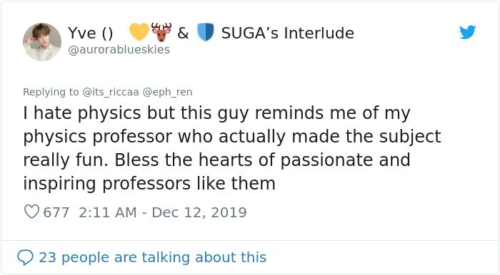 Student Shares A Compilation Of Various Crazy Things Her 70+ Y.O. Physics Professor Did, And It's Awesome Student Shares A Compilation Of Various Crazy Things Her 70+ Y.O. Physics Professor Did, And It's Awesome