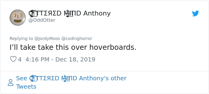Engineer Shares A Video Of Christmas Tree Lights Turned Into A Snake Game Controlled With PS4 Controller