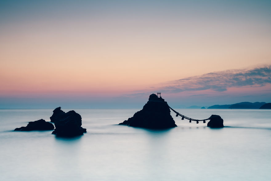 Meotoiwa Rock (The Rocks Like A Married Couple)